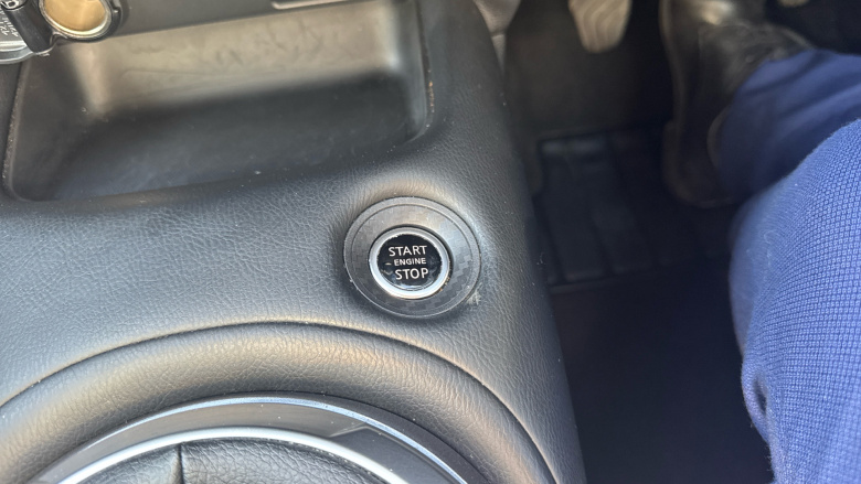 Nissan Juke 1.0 DiG-T 114 N-Connecta 5dr Petrol Hatchback